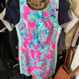 Lilly Pulitzer shift dress - Size 2 (worn once and like new.) no tags